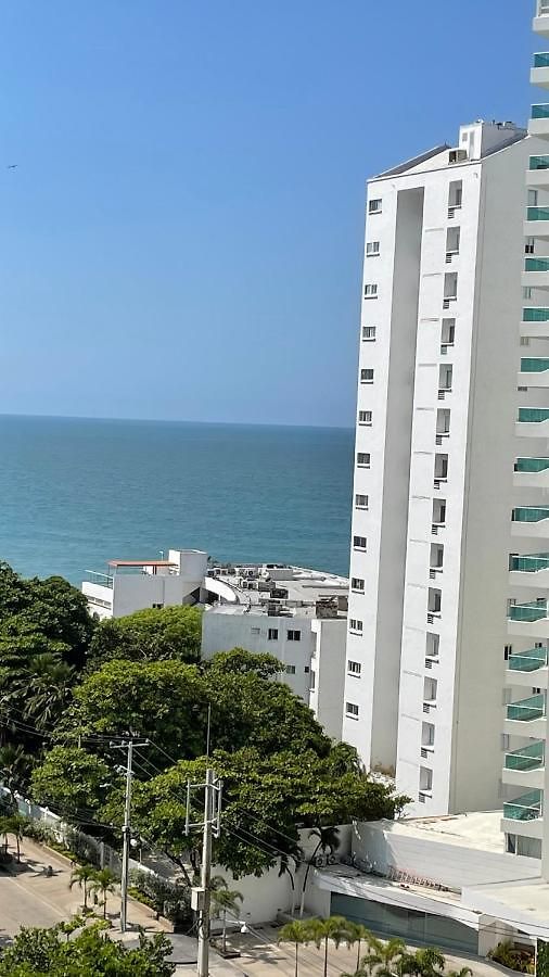 Apartamento Exclusivo Y Lujoso, Cerca De La Playa *